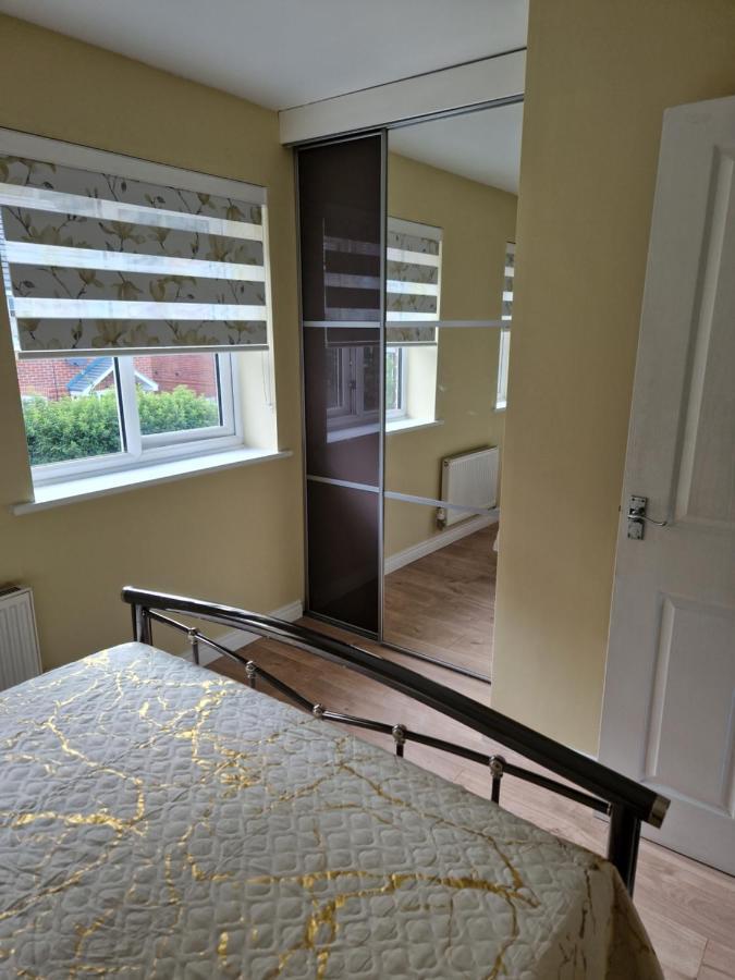 Private Room Manchester Exterior foto