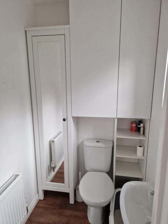 Private Room Manchester Exterior foto